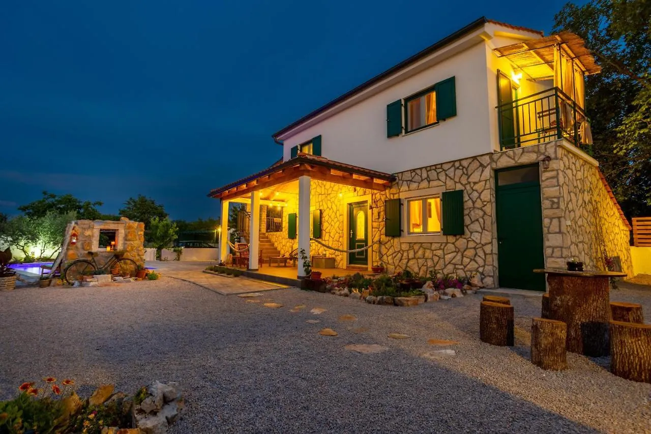 Villa Adastra Malinska 0*,  Croatia